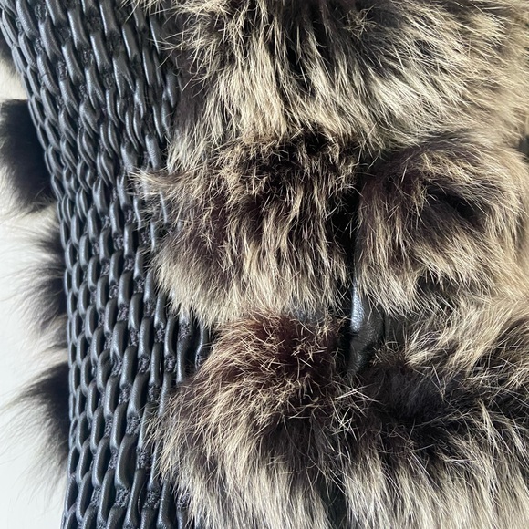 Natural Mink Gray Fur Ladies Vest Mid Length - Picture 9 of 9